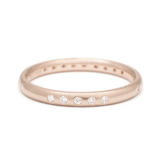 Scattered Diamond Gold Band
