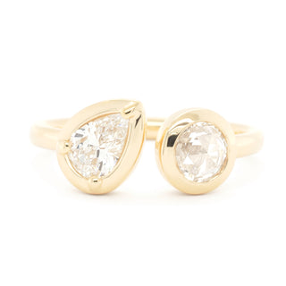 No.16 'Archive' 0.89tcw Pear and Round Toi et Moi Diamond Ring