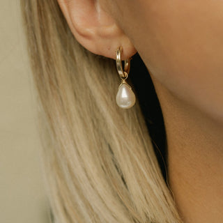 Amelia Hoops | Pearl - Anne Sportun Fine Jewellery
